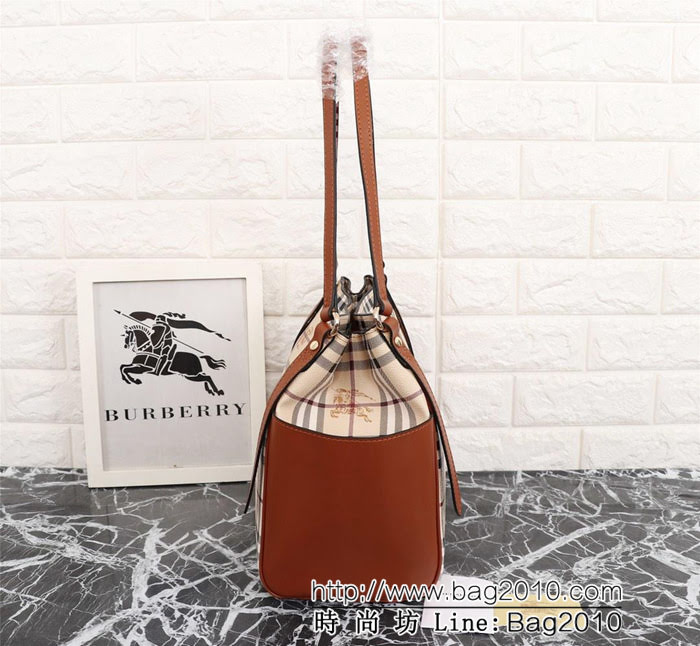 BURBERRY巴寶莉 原版 Haymarket Check格紋肩 小號托特包 開放式包口搭配拉繩系結和磁石搭扣 38824261  Bhq1128